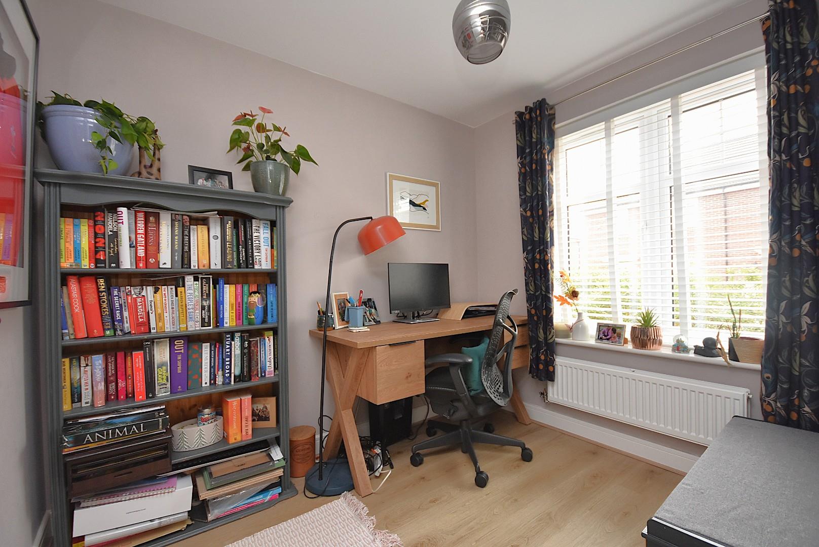 3 Flat Holm Close, Sully, CF64 5WJ